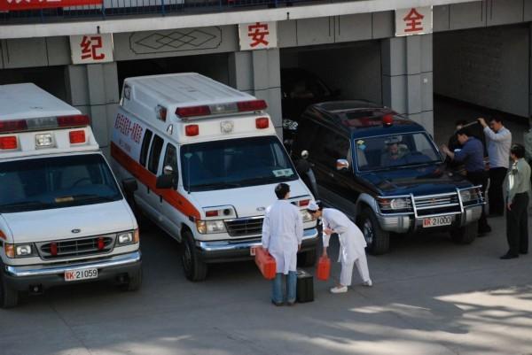墨脱县救护车转院